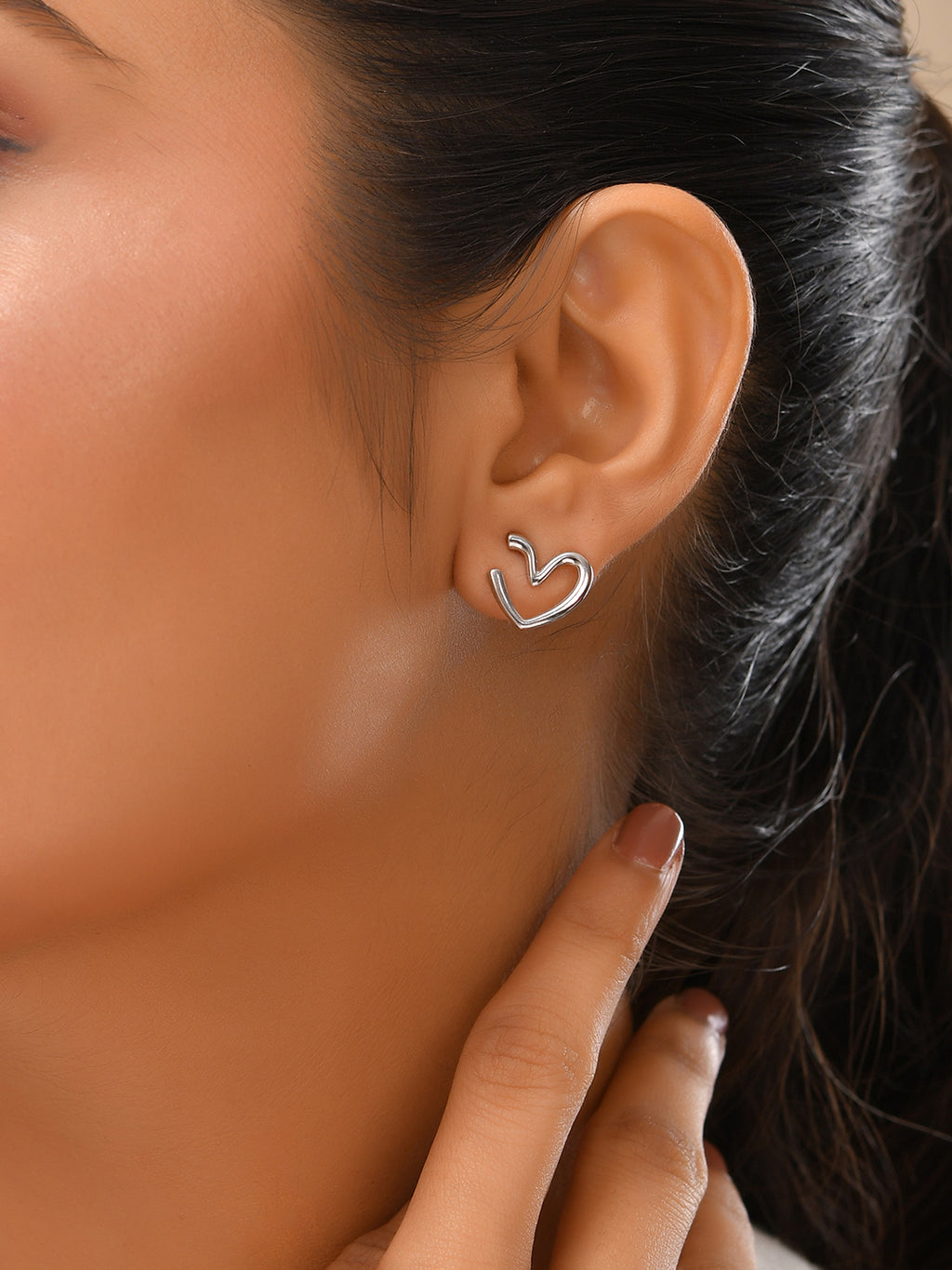 Amora Heart Earrings