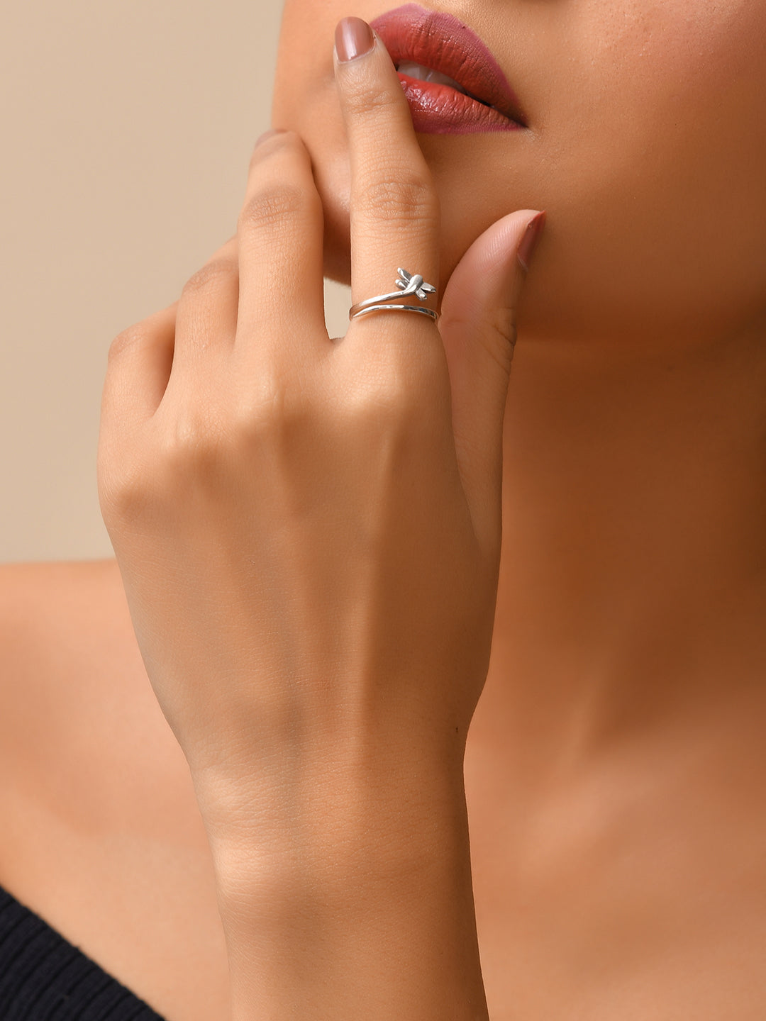 Zephyra Dragonfly Ring