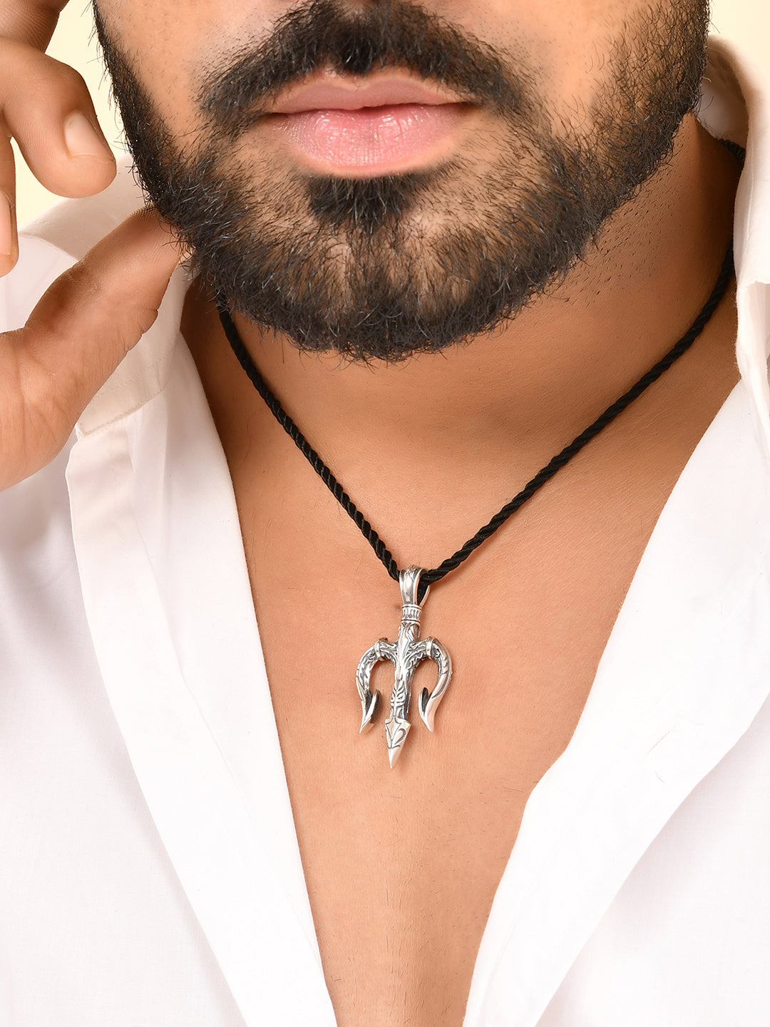 Valkyrie’s Crest Necklace