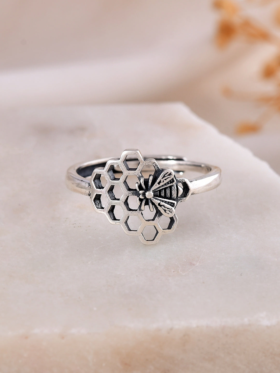 Meliora Honeycomb Ring