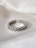 Braidora Ring